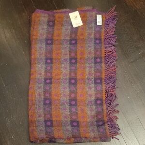 NWT 100% PURE New Wool Double Sided Purple and Orange Fringed Warm Throw Blanket